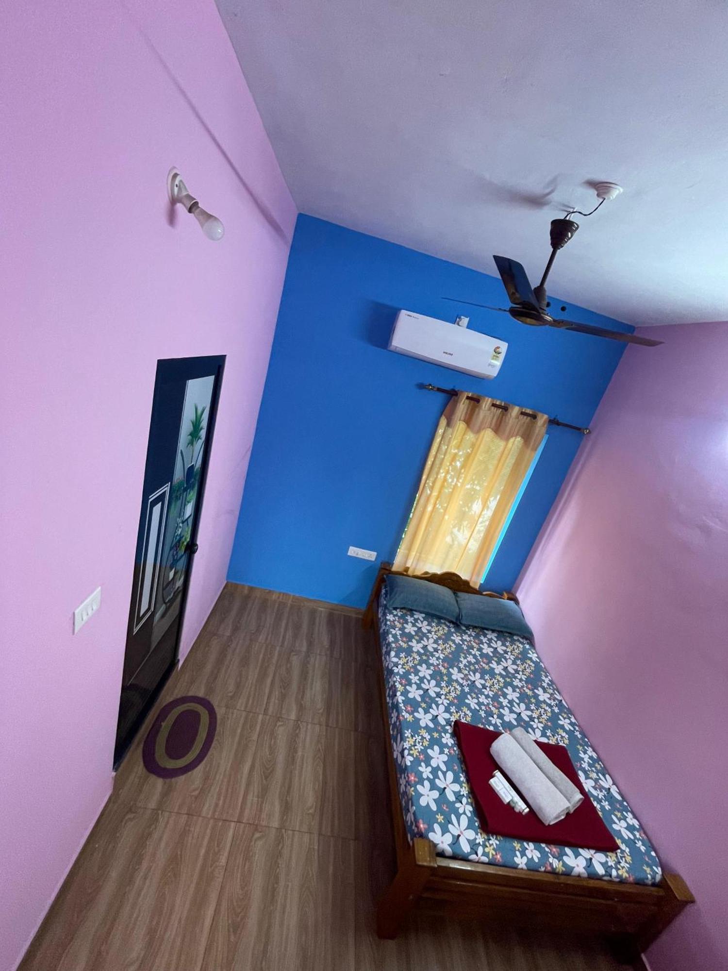 Hostelexp, Varkala - A Beach Town Hostel Exterior photo